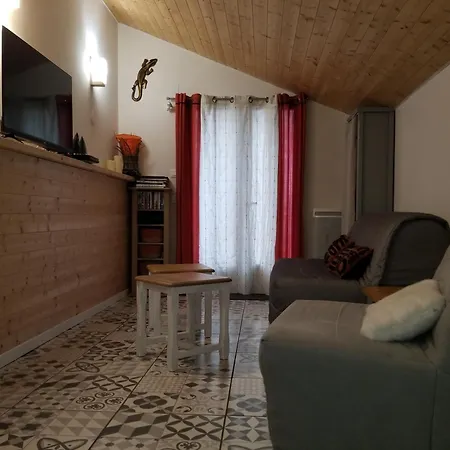 Appartement Maison Centre Parking Prive